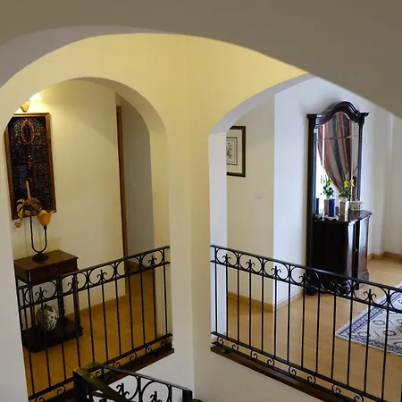 Village House * Armamar